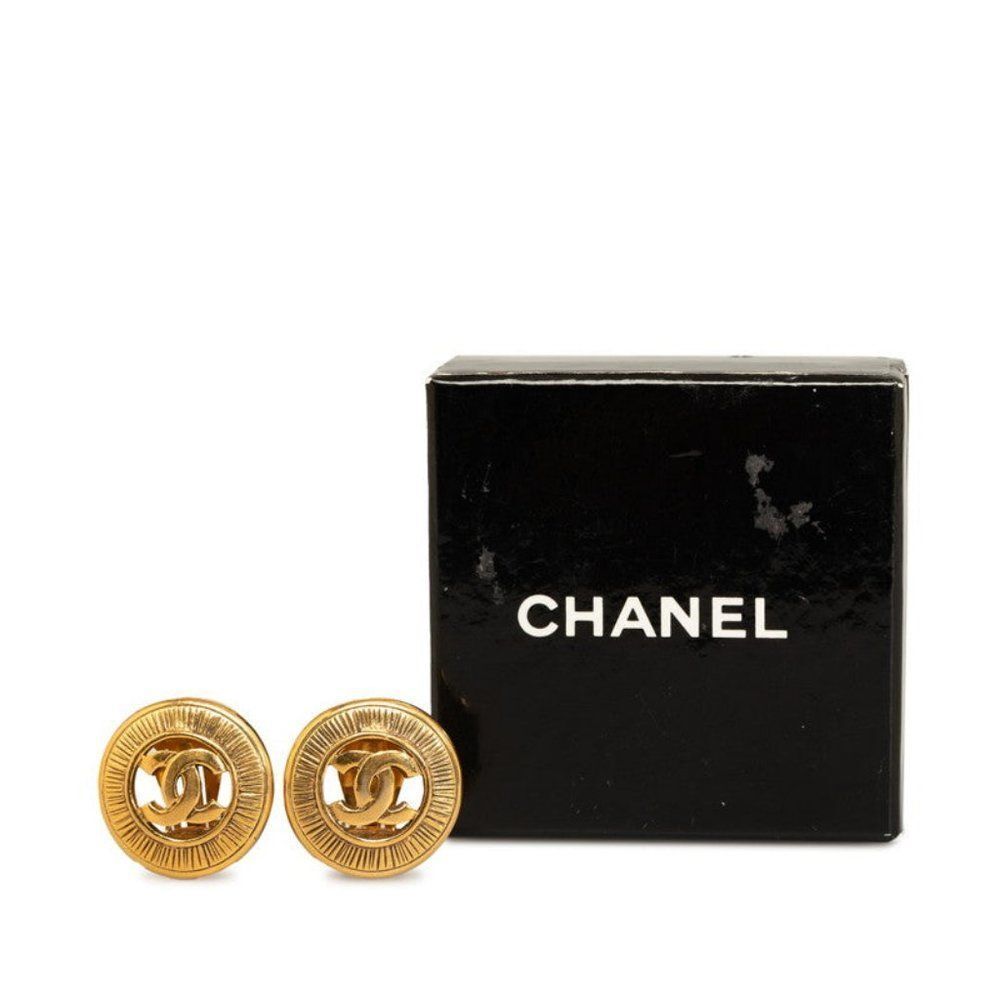 Chanel Coco Mark Circle Earrings - Picture 5 of 5